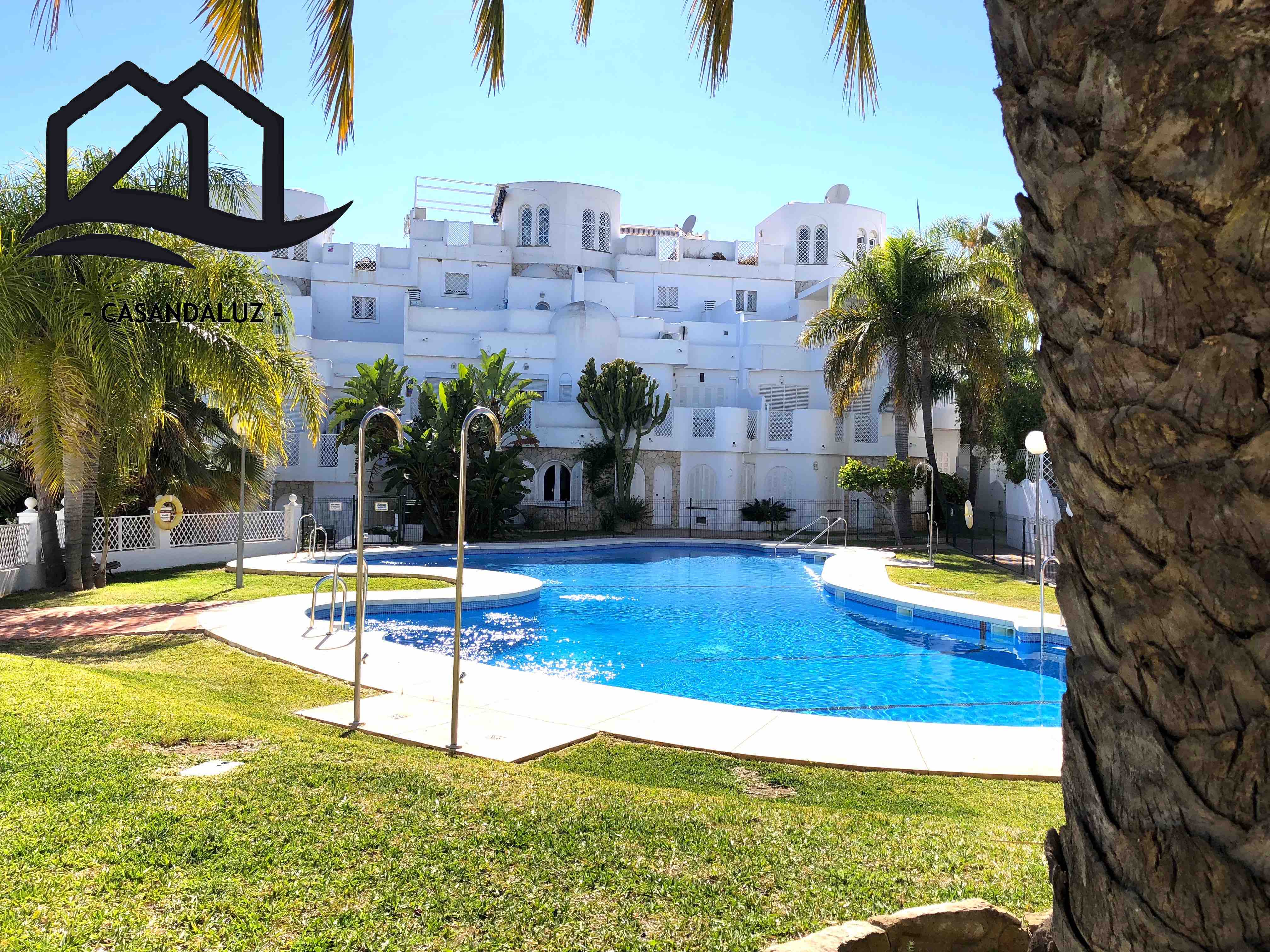 Maison mitoyenne avec vue sur la mer Benajarafe (Malaga)